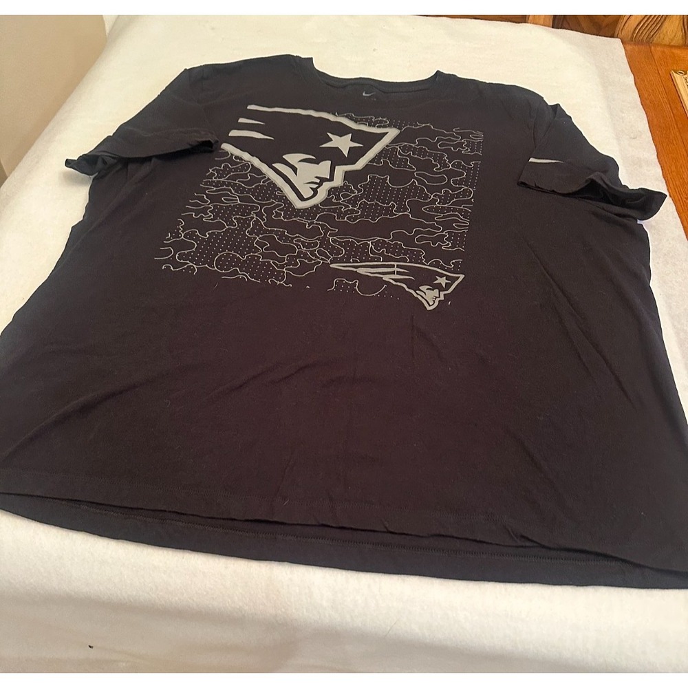 Nike New England Patriots Black NFL T Shirt Mens XXXL Graphic Short Sleeve 3XL